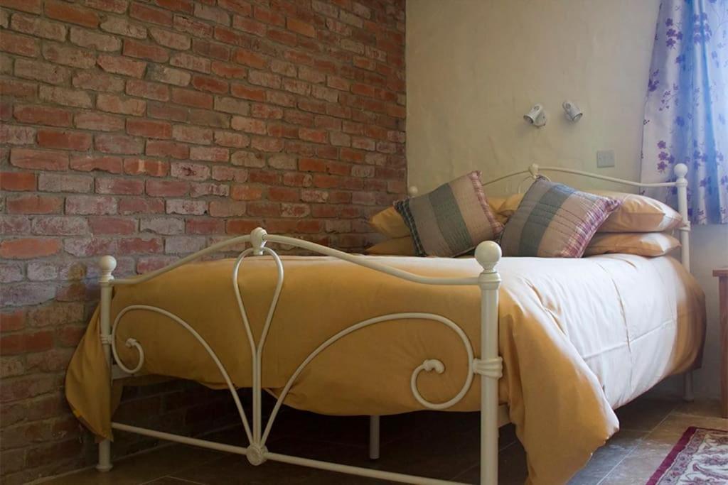 Ty-Hapus Cottage Jordanston Экстерьер фото